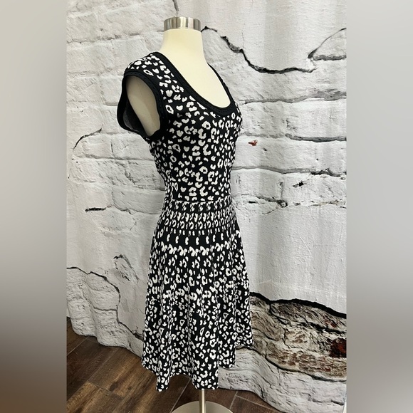 Rebecca Taylor Revolve Leopard Stretch Knit Black White Sweater Dress Aline - Picture 6 of 11